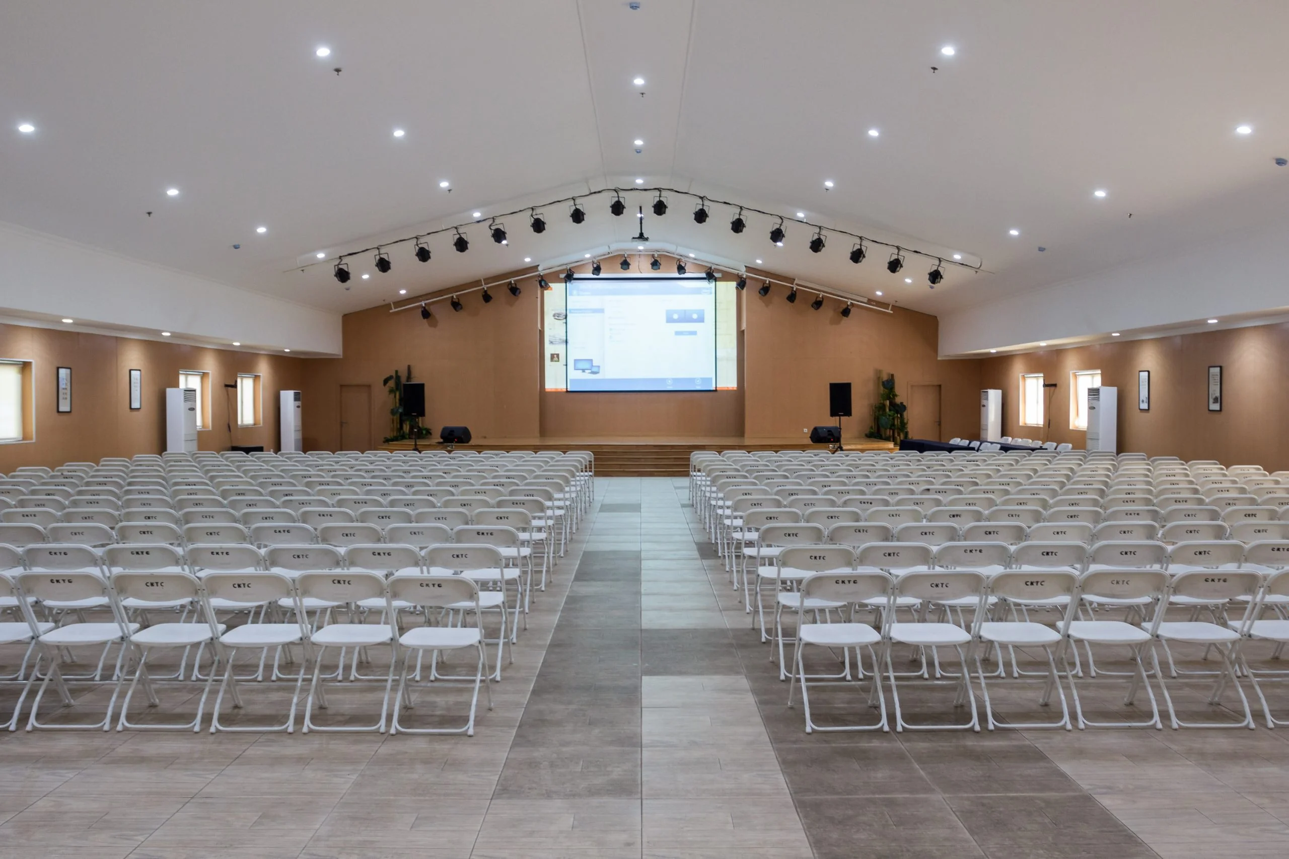 AULA