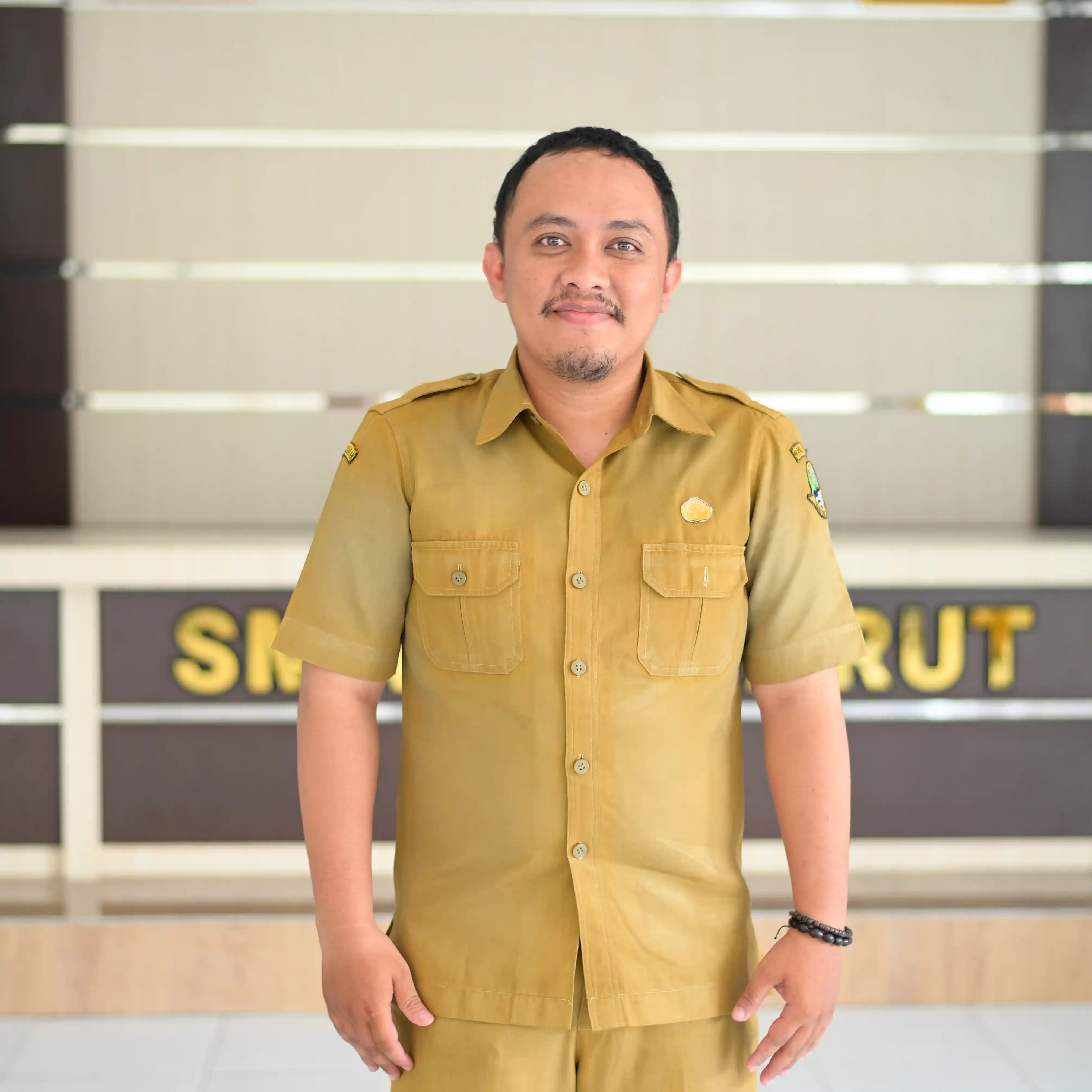 Zihad Lambang Sari, S.E